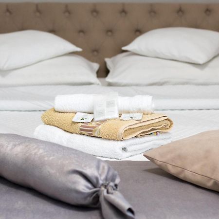 Venezia Studio Apartment Oradea Zewnętrze zdjęcie