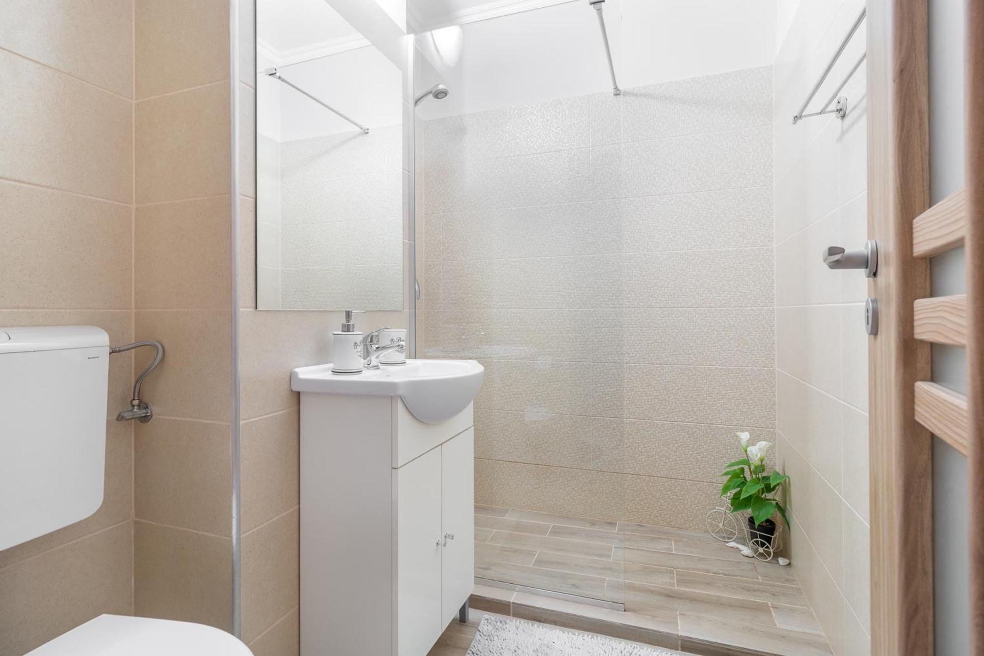 Venezia Studio Apartment Oradea Zewnętrze zdjęcie
